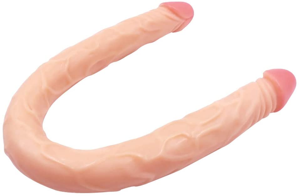 ESTIMULADOR DE ASPECTO REAL DOBLE PUNTA, FABRICADO EN TPR UN MATERIAL FLEXIBLE Y SUAVE IDEAL PARA USO DE DOS CHICAS Y PARA DOBLE PENETRACIÓN (ANAL Y VAGINAL) CUENTA CON EXTREMO MAS DELGADO QUE EL OTRO.
