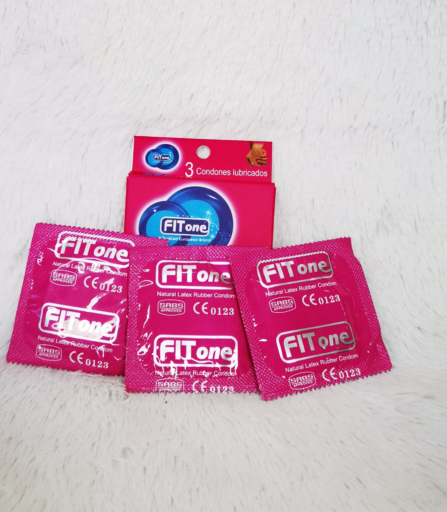 PRESERVATIVOS FIT ONE