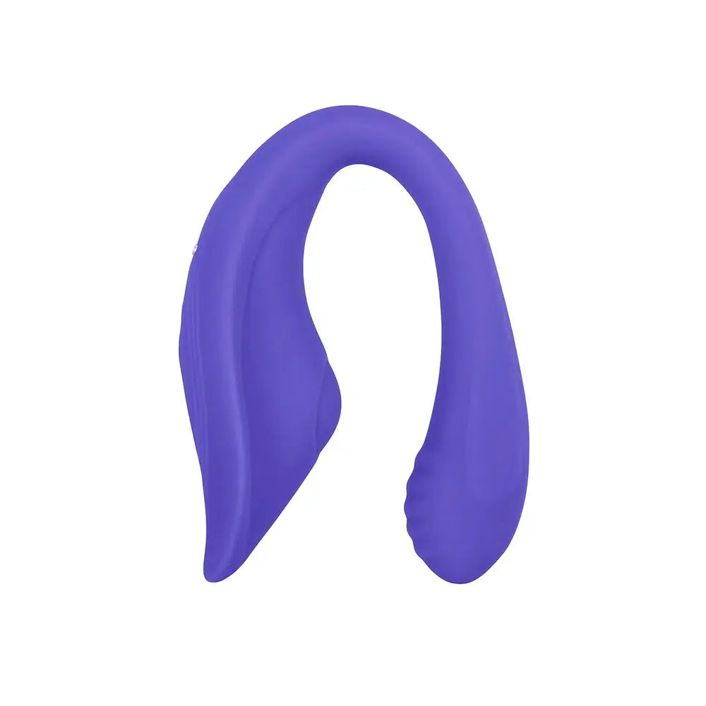 El Anywhere Vibe es tu compañero de placer perfecto, diseñado para disfrutar de emocionantes momentos en cualquier lugar. Compacto y discreto, este vibrador está diseñado para ajustarse cómodamente en la palma de tu mano. Con su potente motor, ofrece una variedad de intensidades de vibración que te permiten explorar y disfrutar de sensaciones personalizadas. Fabricado con materiales seguros para el cuerpo, el Anywhere Vibe es suave al tacto y fácil de limpiar. 