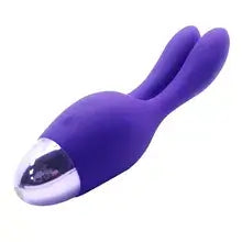 DREAM BUNNY ES UN ESTIMULADOR CLITORIAL Y DE PUNTO G, TIENE 10 MODOS DE VIBRACIÓN, ELABORADO EN SILICONA MÉDICA, APRUEBA DE SALPICADURAS, RECARGABLE POR MEDIO DE CABLE CON PLUG (INCLUYE EL CABLE). COLOR: MORADO