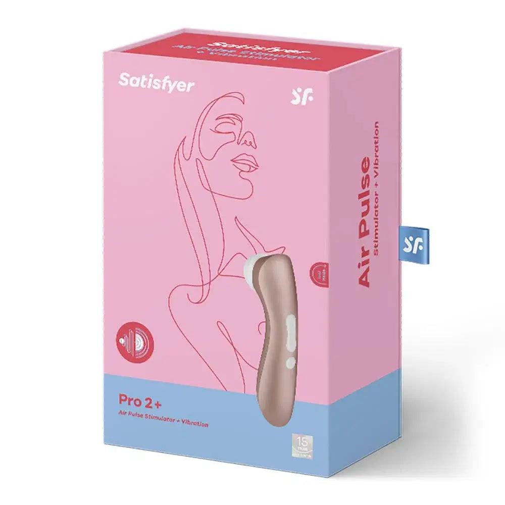 El diseño del nuevo&nbsp;Satisfyer Pro 2+&nbsp;combina el elegante tono oro rosa mate con una nueva forma que conquista con sus curvas y arcos ergonómicos.  Este encantador juguete erótico se adapta perfectamente a la mano y su amplio cabezal acaricia plenamente el clítoris con sus dos funciones que, gracias a su poderoso motor, permitirán alcanzar el orgasmo en el menor tiempo posible.